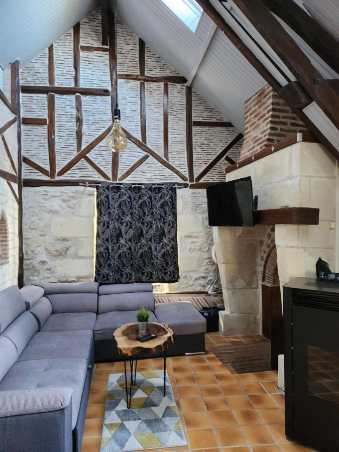 Gite De Charme Proche Loire A Velo Avec Jacuzzi Privatif Savonnières エクステリア 写真